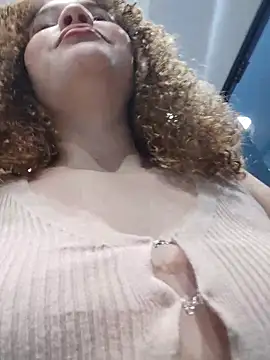 SirenRouge_69's cam snapshot