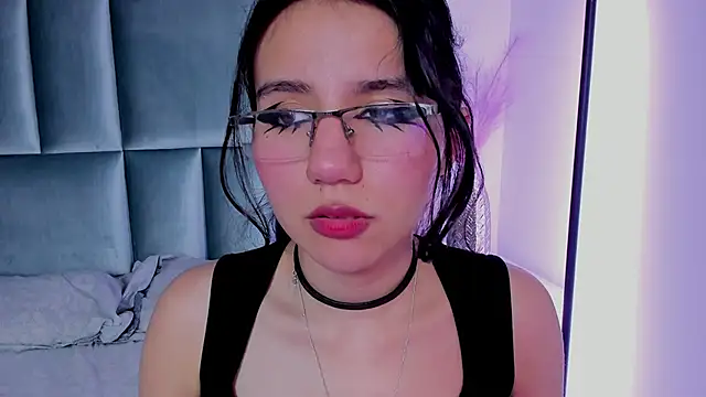 HollyPeach's cam snapshot