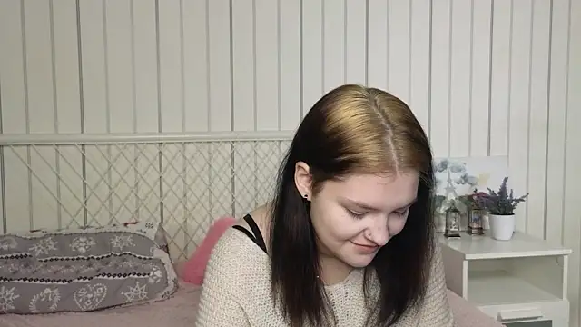 BevHanni's cam snapshot