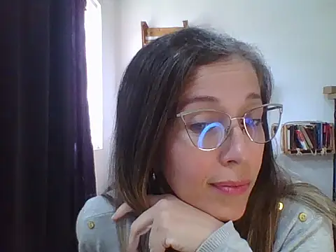 charlott_ponce's cam snapshot