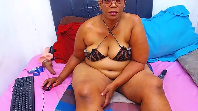 Brookylynbrownxx's cam snapshot