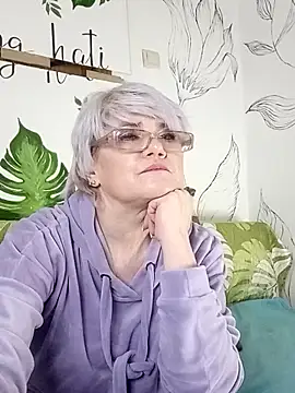 Catty_Lady's cam snapshot