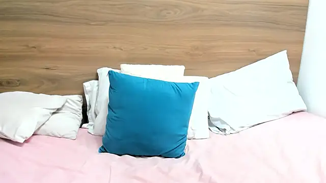 aurorabig's cam snapshot