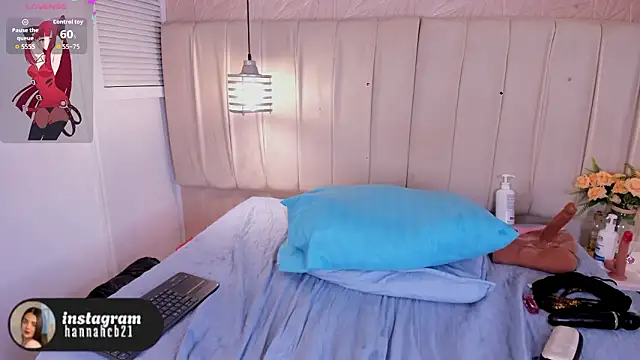 hannahst_'s cam snapshot