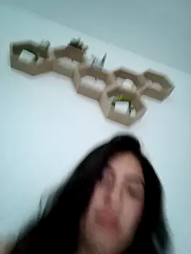 MIYESSI's cam snapshot