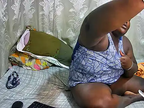 happy_sonia's cam snapshot