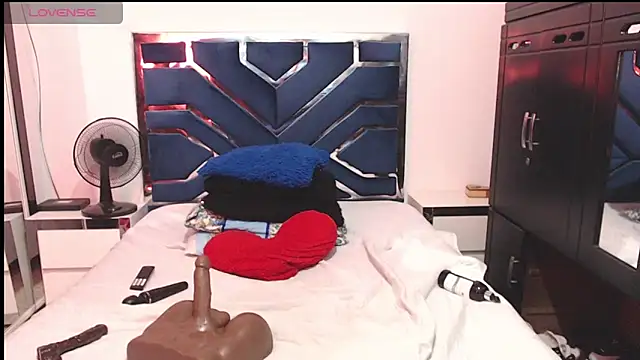 ViviannLane live sex cam