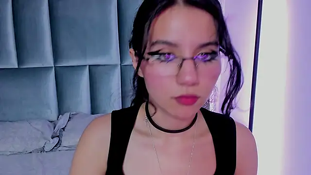 HollyPeach's cam snapshot