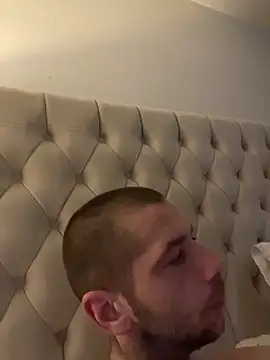 Kinkycouple142 live sex cam