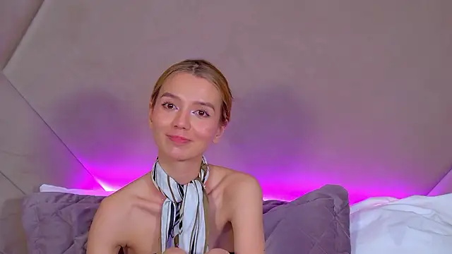 VanessaVienne's cam snapshot