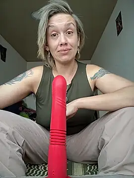 MAGDALAKOVANOVA's cam snapshot