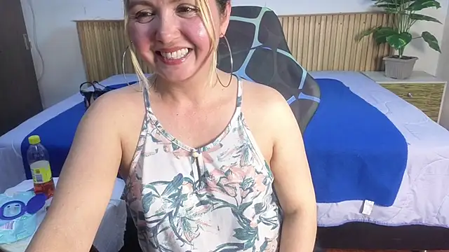 rose_meyer's cam snapshot