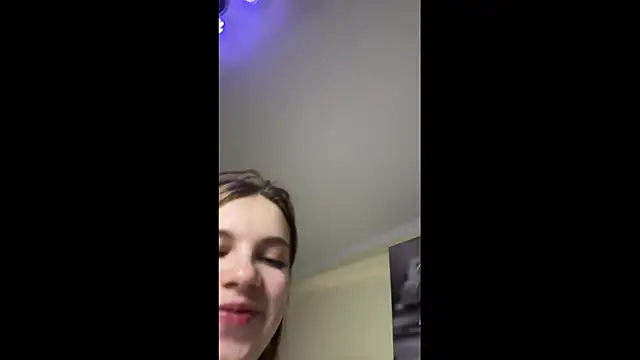 Hidden_Sin live sex cam