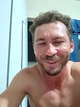 RobertoLuiz84 live sex cam
