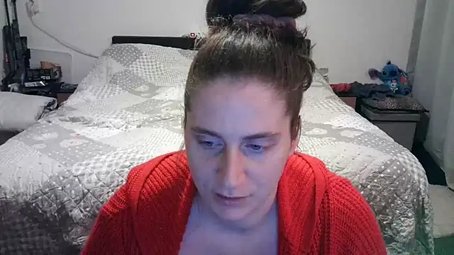 Naughtymilf7 live sex cam