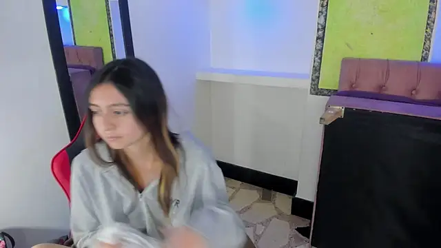 lala_clark's cam snapshot