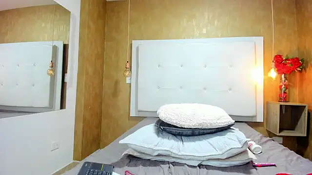 Milaspetite's cam snapshot