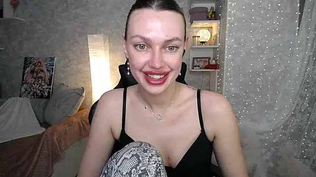 NickyAdamidi's cam snapshot