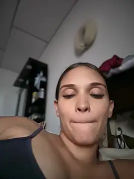 Iriscute's cam snapshot