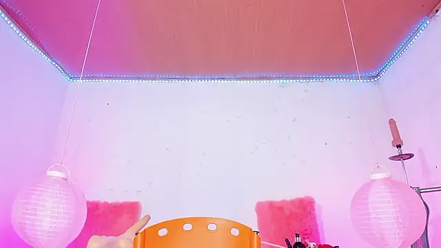 shannon_kinne_'s cam snapshot