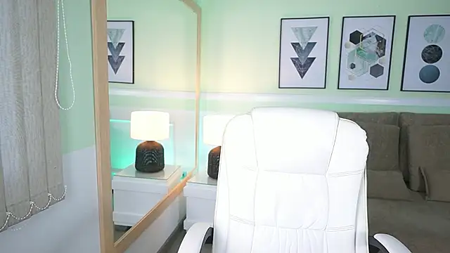 EmilyTurneer's cam snapshot