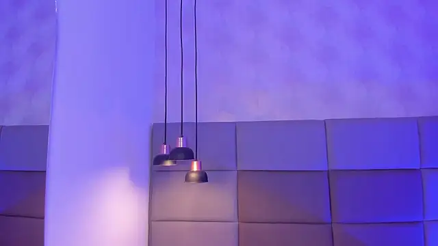 Emily_luve's cam snapshot