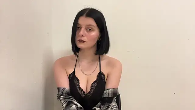 MisAlise's cam snapshot