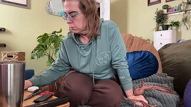 Linzy_19's cam snapshot