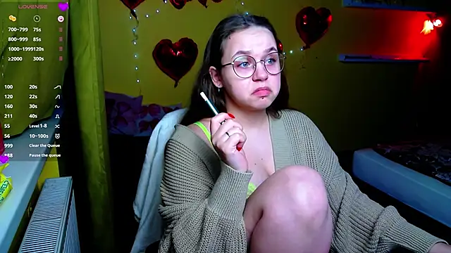 Lilysweet13's cam snapshot