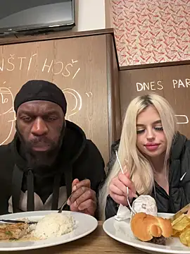 MacTroy's cam snapshot