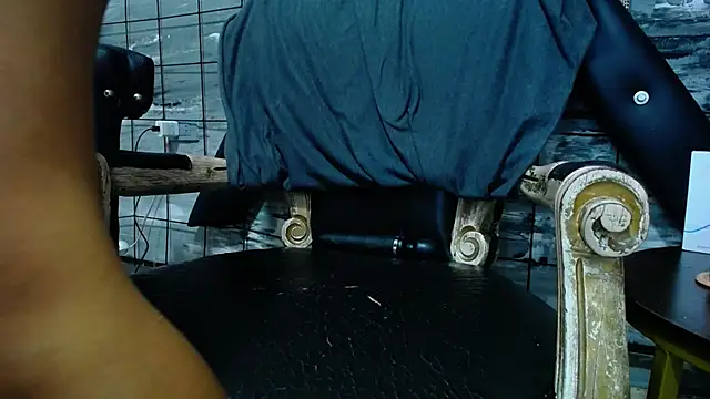 Alana_Roth's cam snapshot