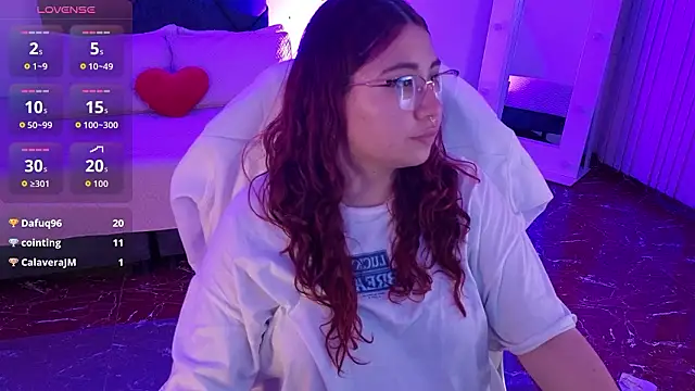 littlee_red's cam snapshot