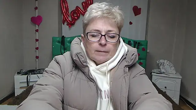 EmiliaGree's cam snapshot