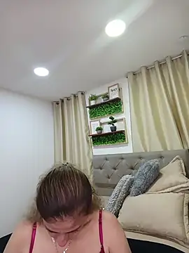 sasi_luna's cam snapshot