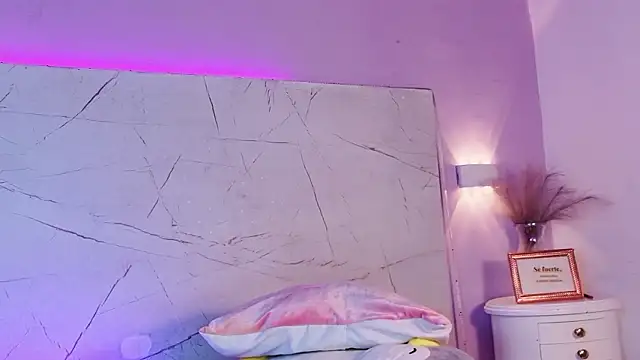 AbrilBrent's cam snapshot