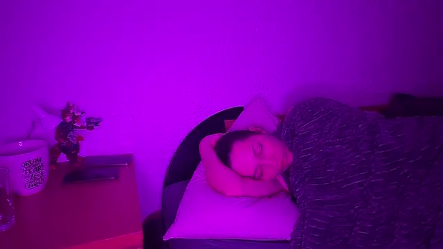 Mimi_Muse's cam snapshot