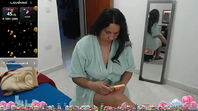 Laura_fox1's cam snapshot