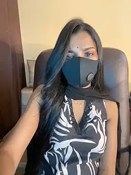 its_ur_flora's cam snapshot