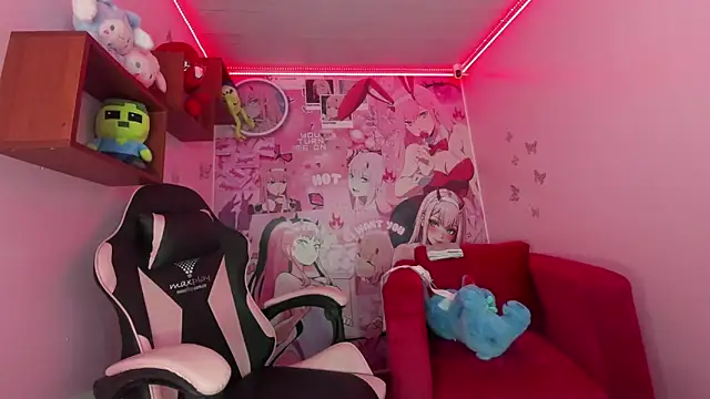 polly_wolf's cam snapshot