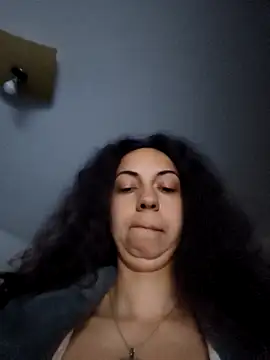 naughty69curls's cam snapshot