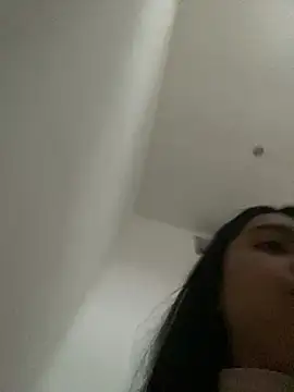 SweetLatiin_ live sex cam