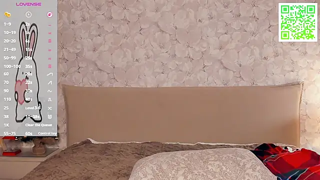 TienKnous live sex cam