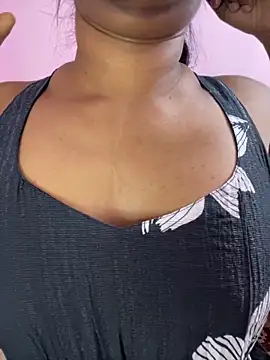 tamil_Aarathi's cam snapshot