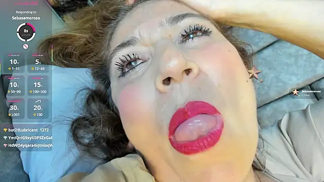 Matureyulyet live sex cam