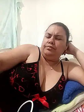 yaneth_'s cam snapshot