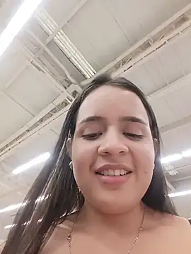 Julieth_hot-69's cam snapshot