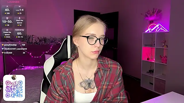 EvaPeace's cam snapshot