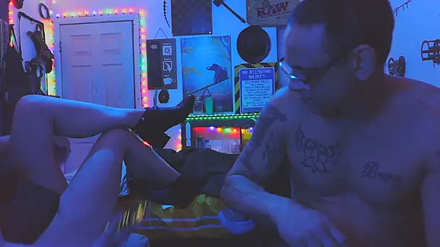 Buffshagswell live sex cam