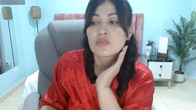 sophia_hadid live sex cam