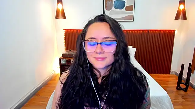 KatherineBond live sex cam